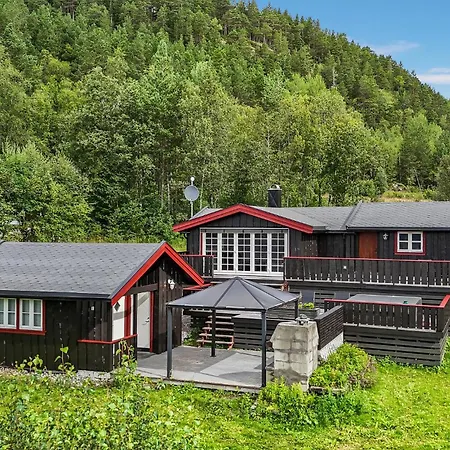 Ferienhaus 4 Bedroom Cozy In Meisingset