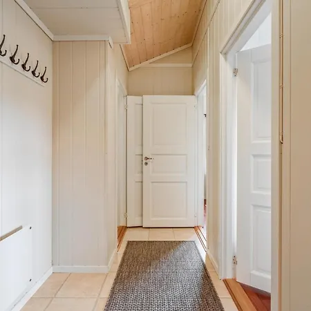 Holiday home 4 Bedroom Cozy In Meisingset