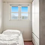 4 Bedroom Cozy In