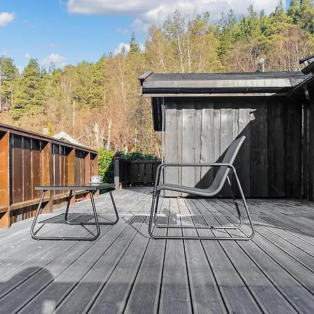 Holiday home 4 Bedroom Cozy In